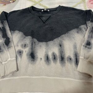 American Eagle Outfitters Black and Cream Ombre Sweatshirt